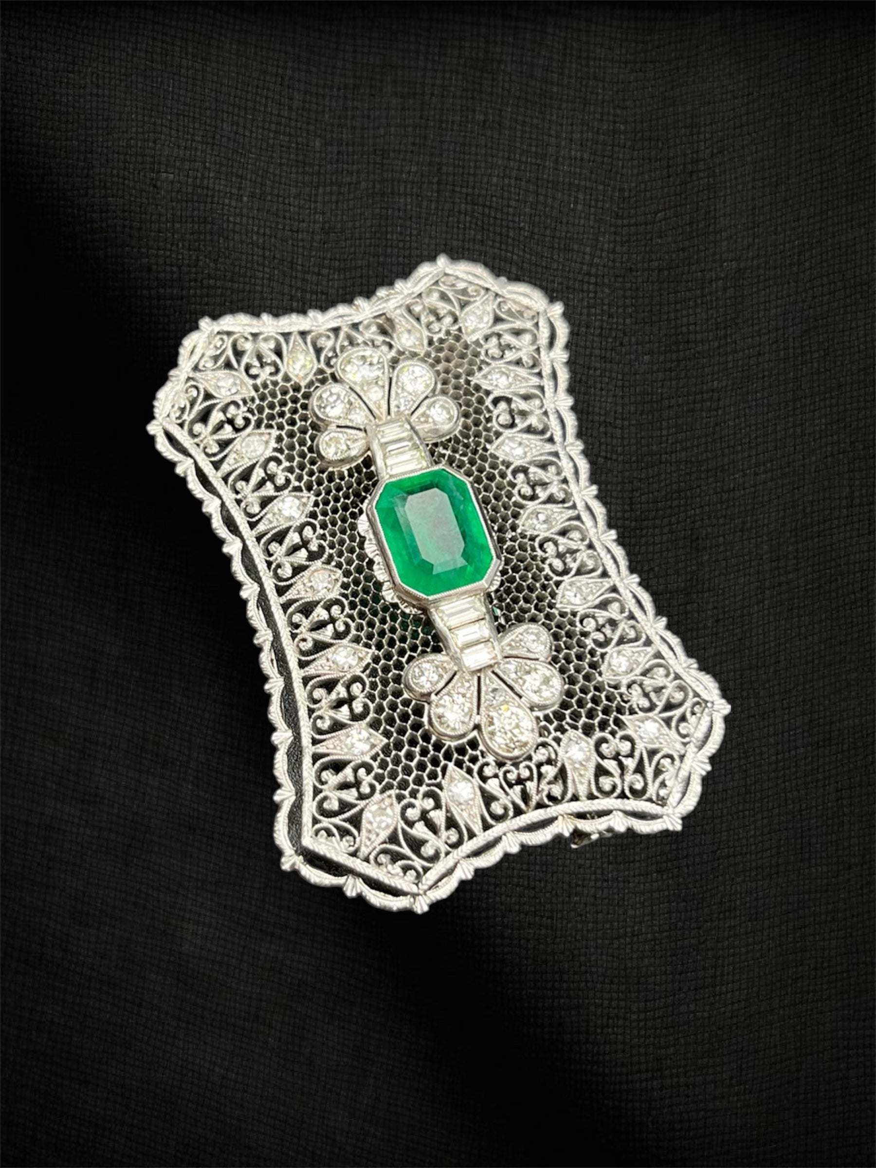 Spilla “Il Reticolo dei Sogni”