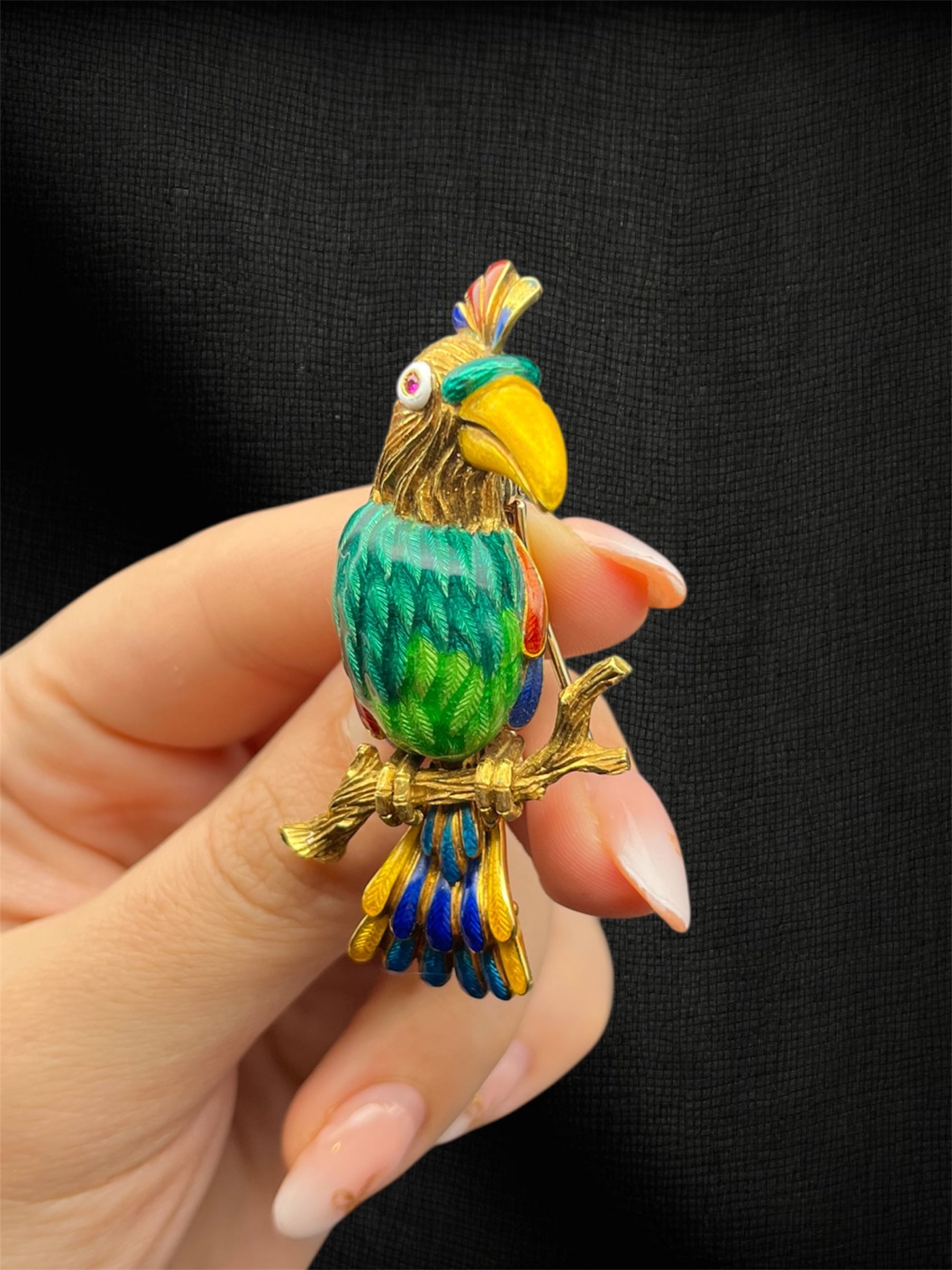 Spilla “Precious Parrot”