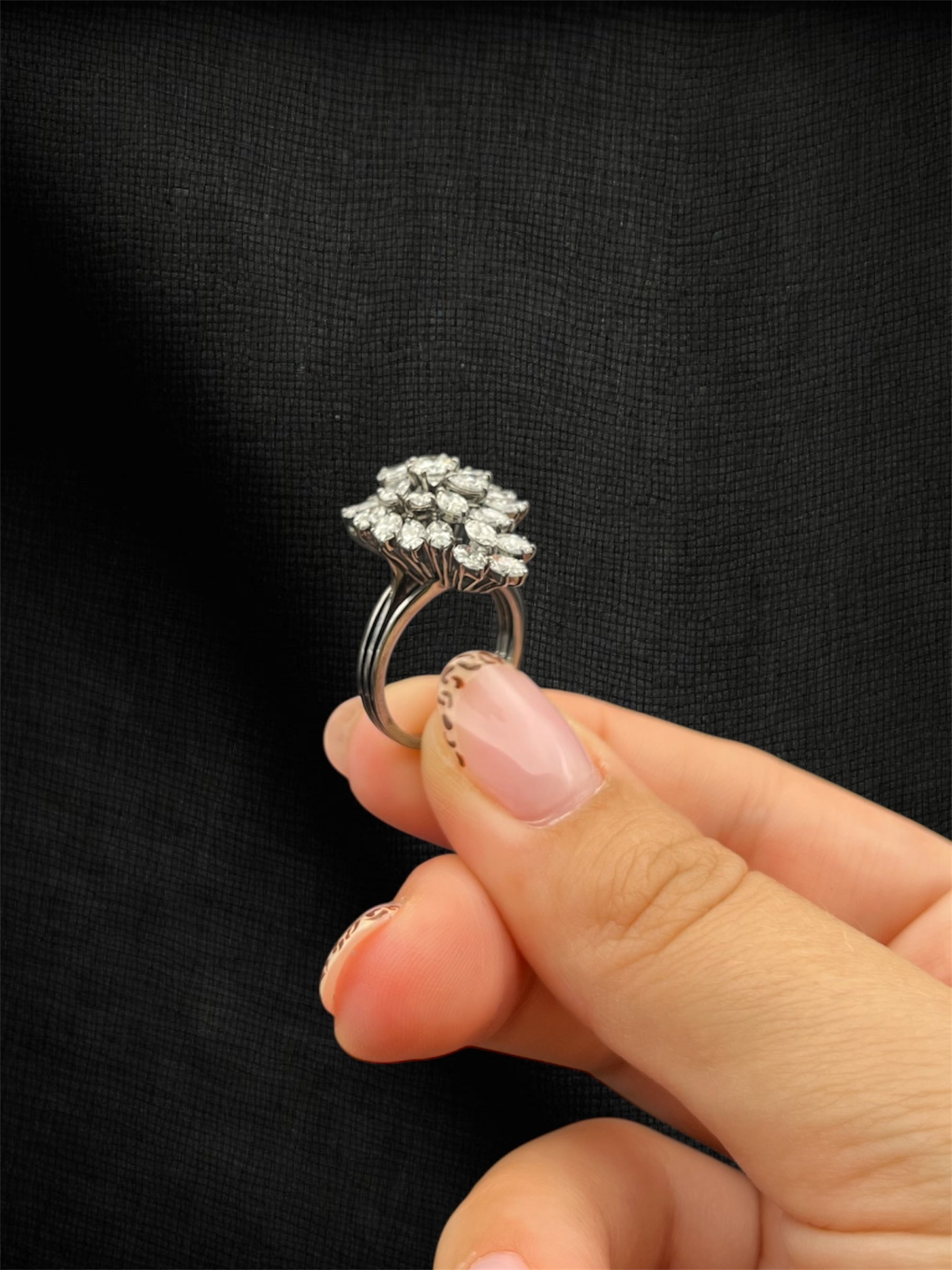 Anello di Diamanti “Rugiada di Luce”