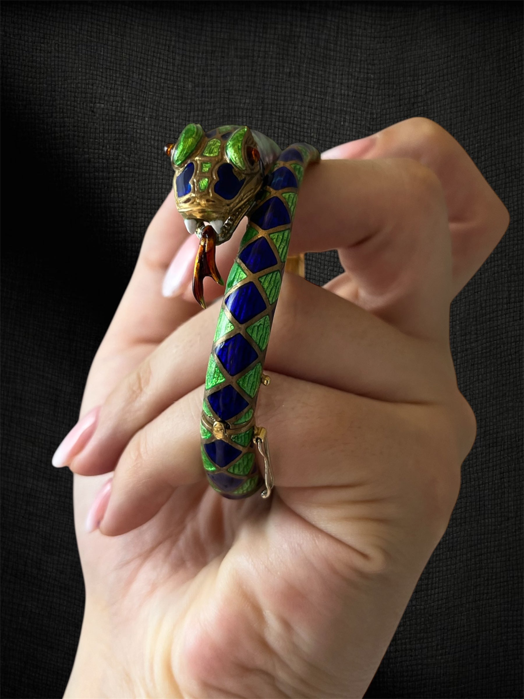 Bracciale smaltato “Eva”