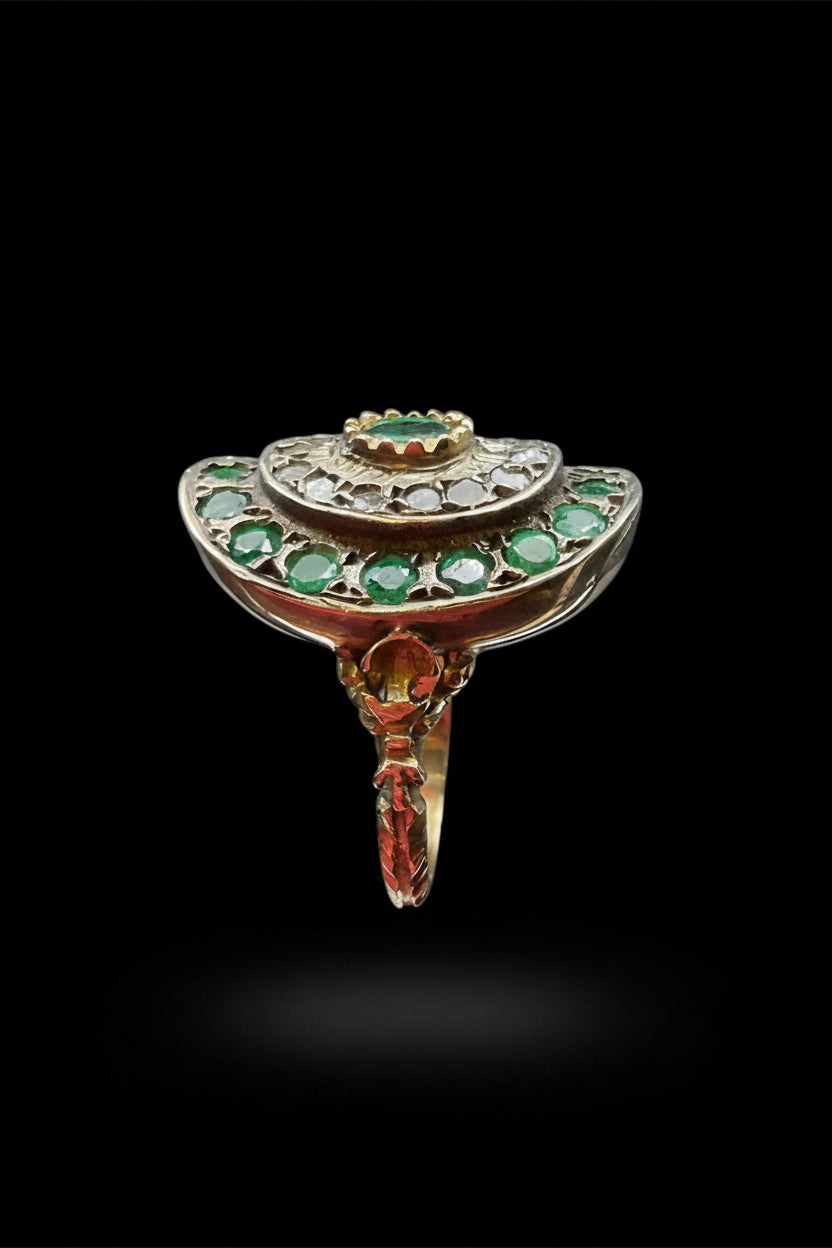Anello “Grappolo di Luce”